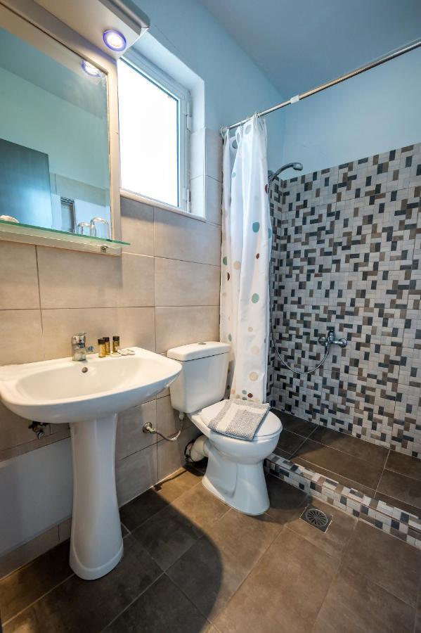 Jonathan Studio Apartments Tigaki Eksteriør billede
