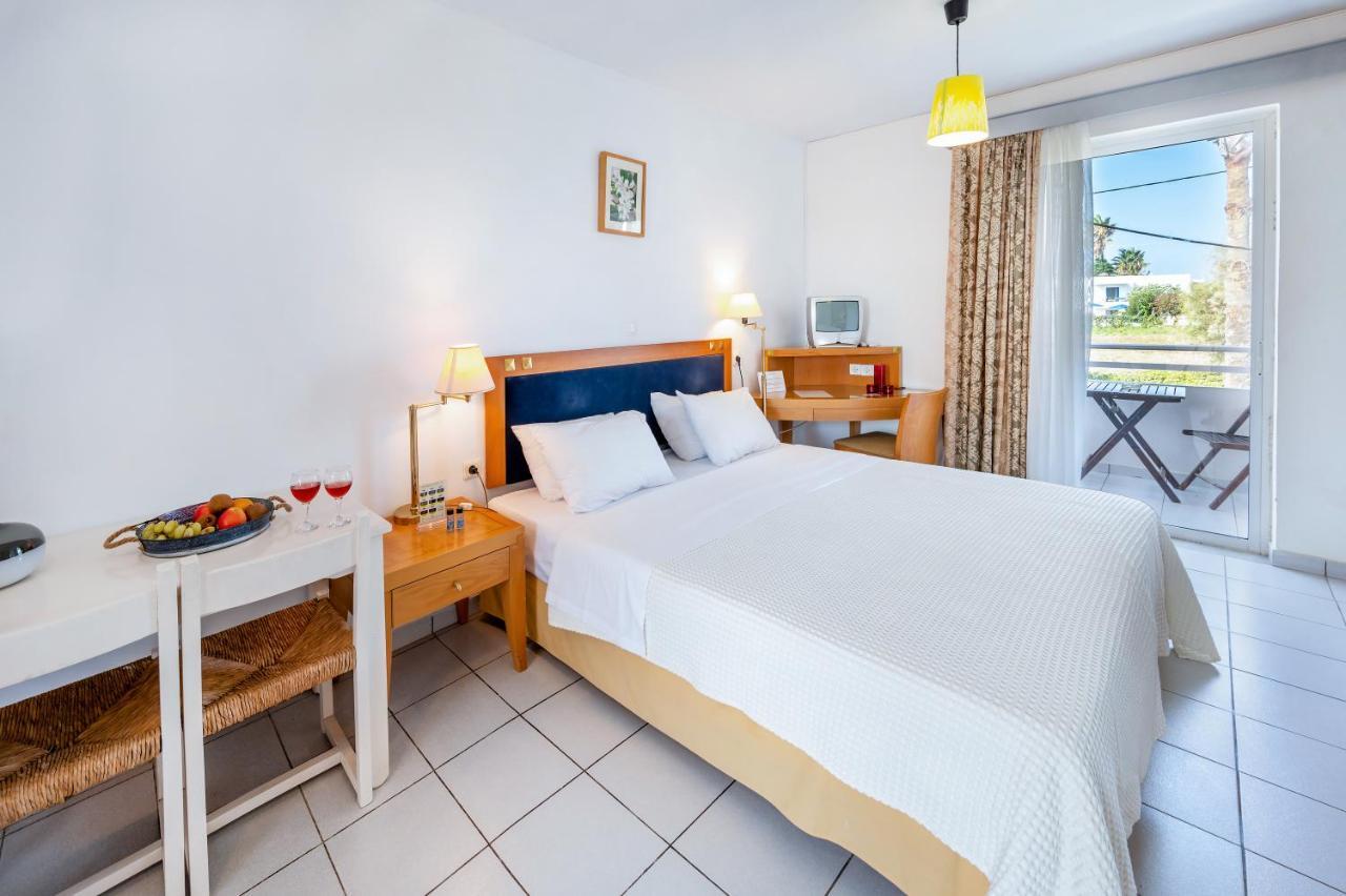 Jonathan Studio Apartments Tigaki Eksteriør billede